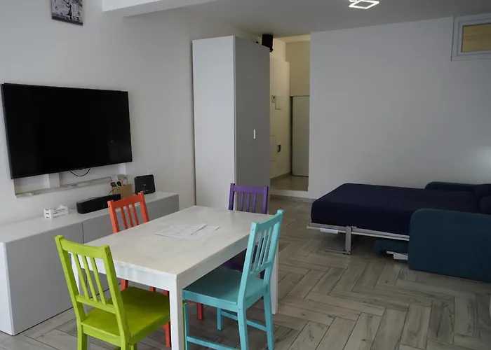 Holiday House